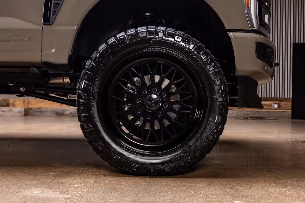 2026 Ford F-350 Super Duty King Ranch Crew Cab Image 12