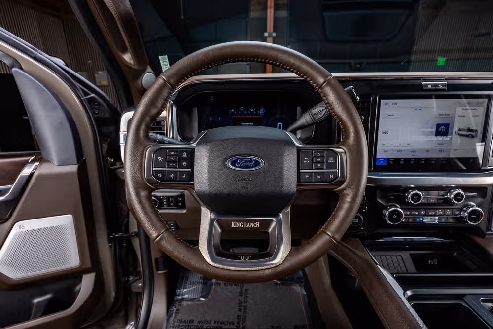 2026 Ford F-350 Super Duty King Ranch Crew Cab Image 19