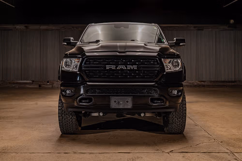 2022 Ram 1500 Big Horn Black Widow Edition Crew Cab Image 2