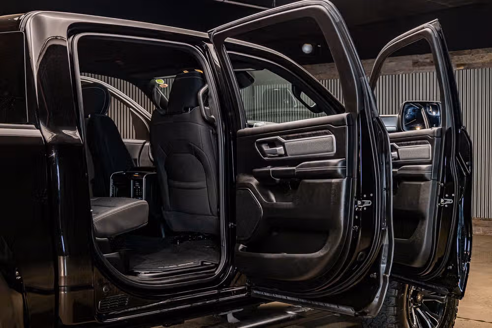 2022 Ram 1500 Big Horn Black Widow Edition Crew Cab Image 28