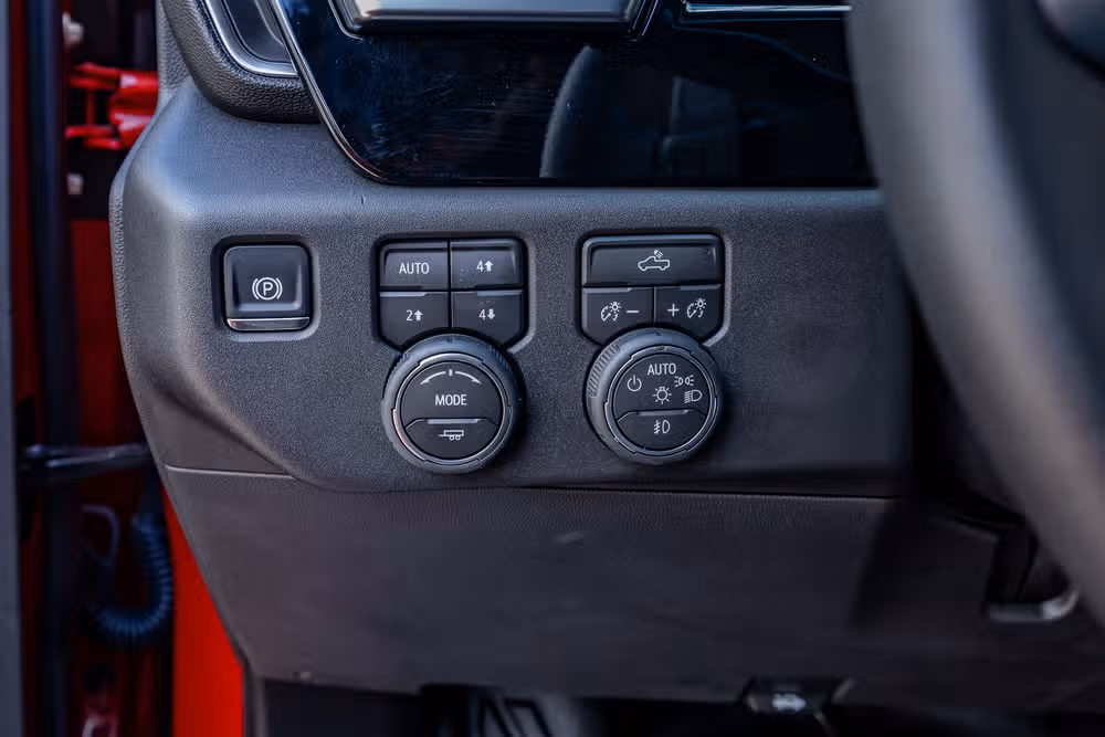 2026 Chevrolet Silverado 1500 LT Trail Boss Crew Cab Image 22