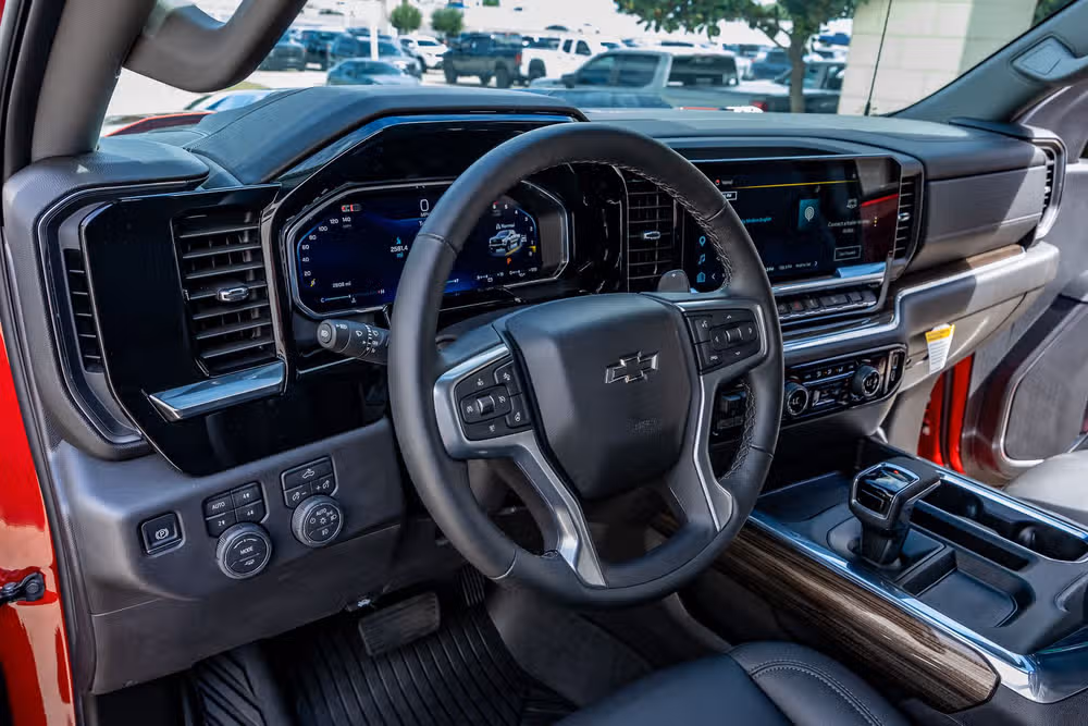 2026 Chevrolet Silverado 1500 LT Trail Boss Crew Cab Image 17