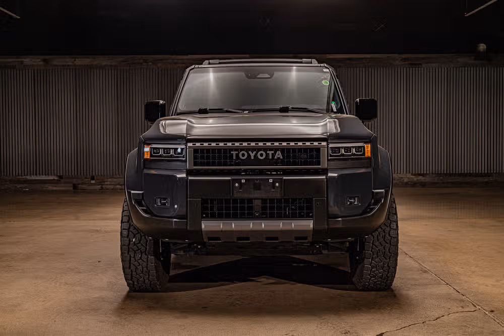 2026 Toyota Land Cruiser Base Image 2