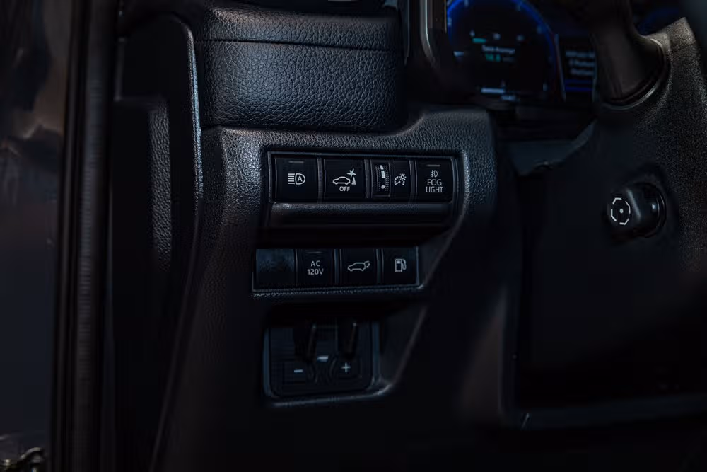 2026 Toyota Land Cruiser Base Image 16
