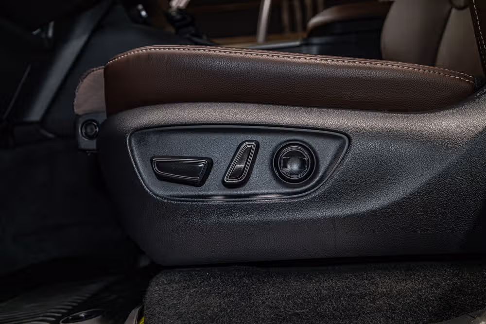 2026 Toyota Land Cruiser Base Image 21