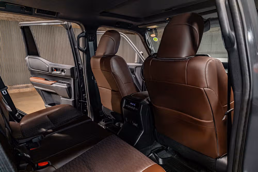 2026 Toyota Land Cruiser Base Image 25