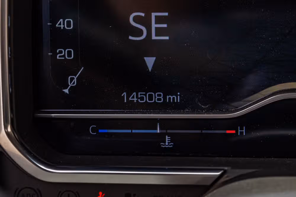 2025 GMC Sierra 3500HD Denali Reserve Crew Cab Image 21