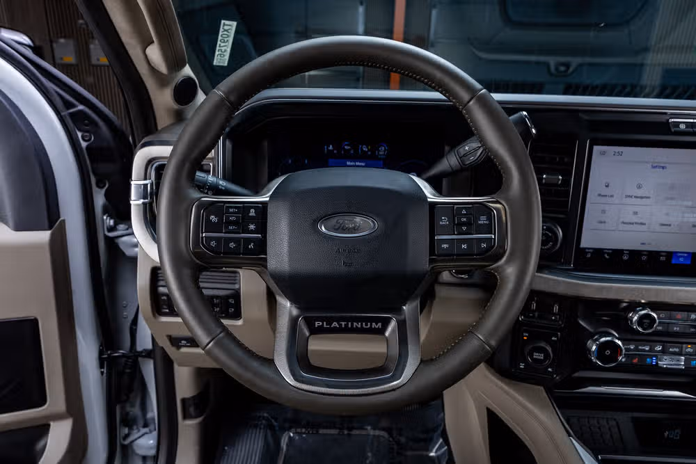 2026 Ford F-250 Super Duty Platinum Plus Crew Cab Image 19