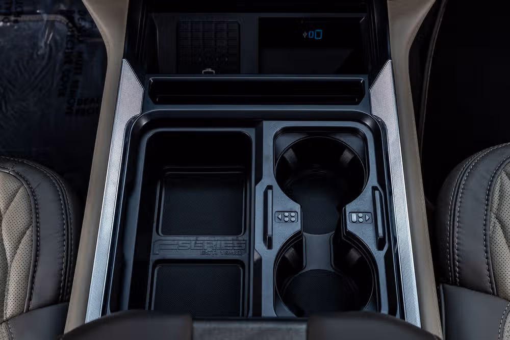 2026 Ford F-250 Super Duty Platinum Plus Crew Cab Image 29