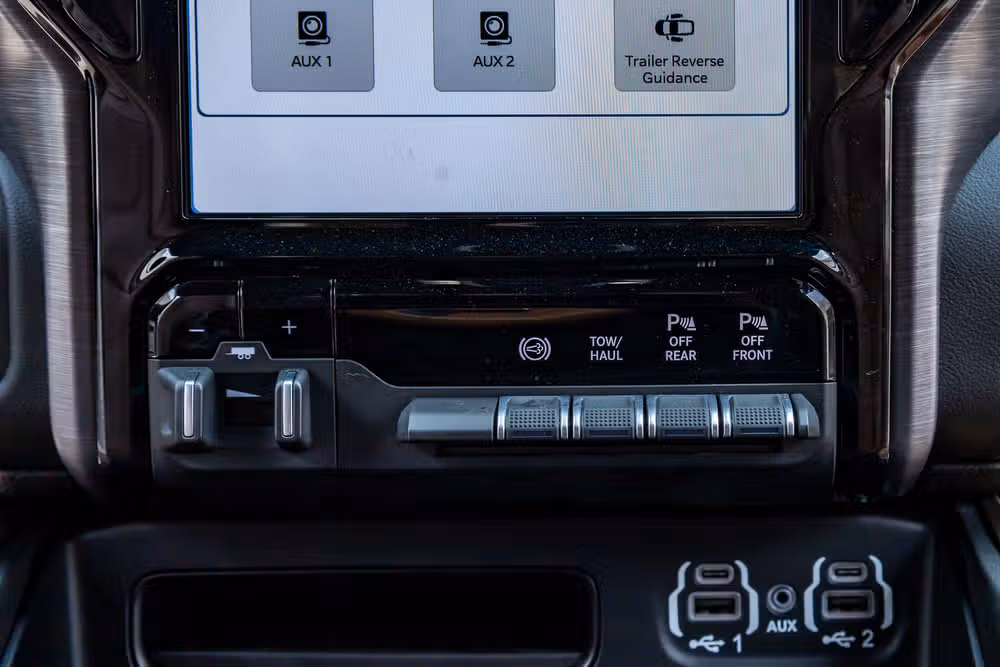 2024 Ram 2500 Limited Longhorn Crew Cab Image 28