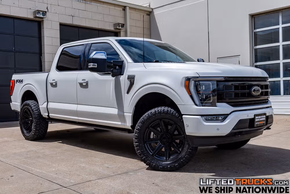 2022 Ford F-150 Platinum SuperCrew Image 1