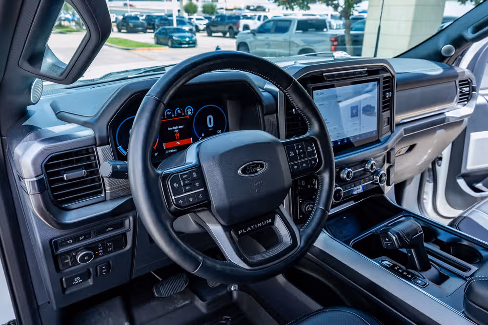 2022 Ford F-150 Platinum SuperCrew Image 16