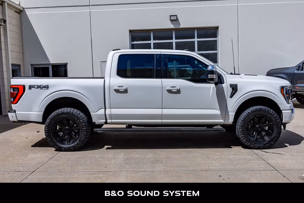 2022 Ford F-150 Platinum SuperCrew Image 10