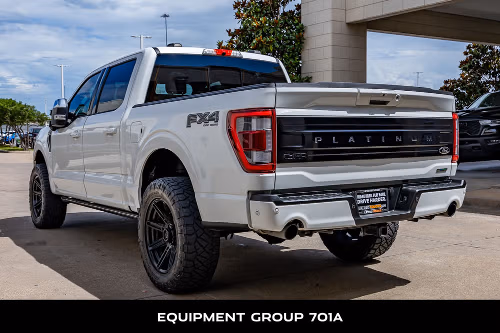 2022 Ford F-150 Platinum SuperCrew Image 6