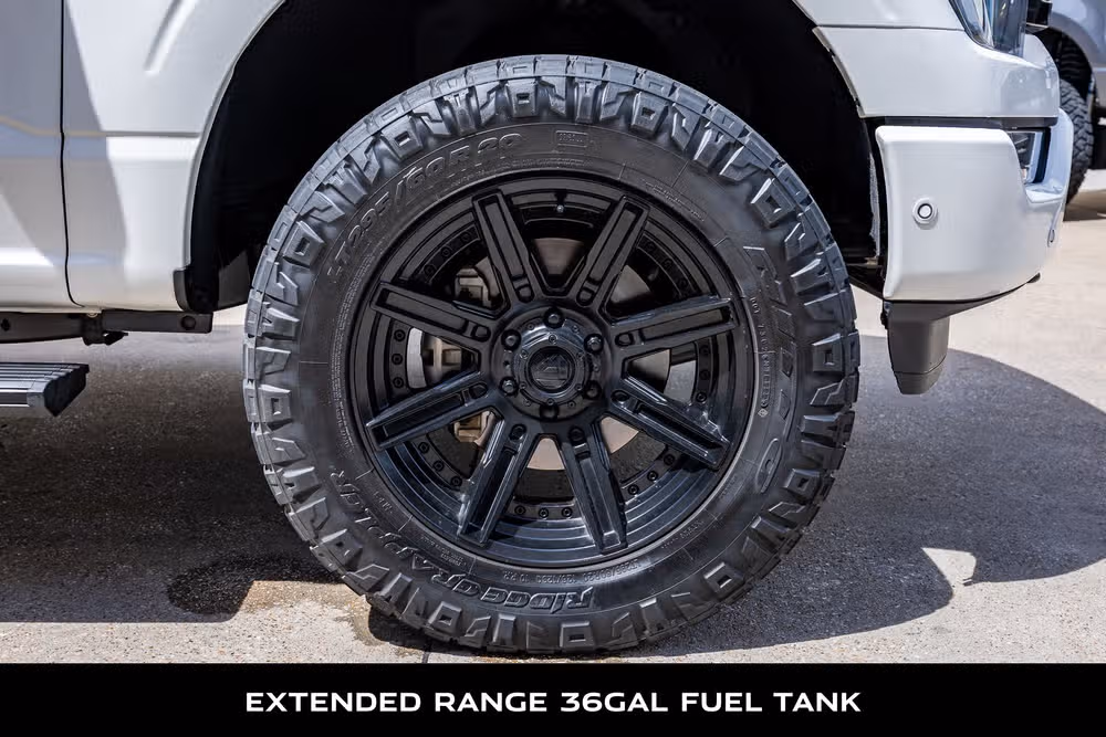 2022 Ford F-150 Platinum SuperCrew Image 11