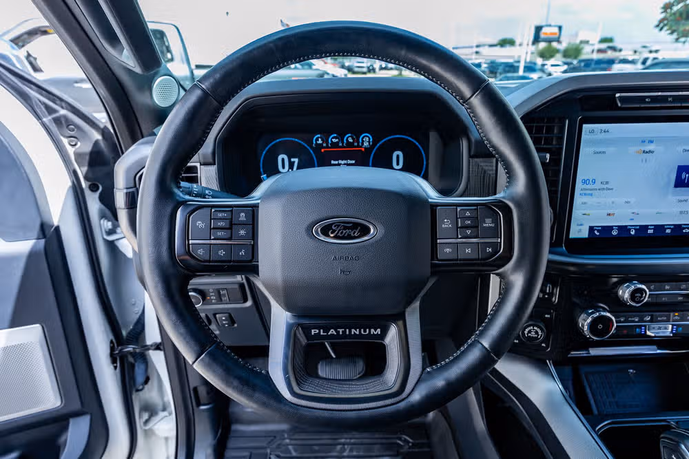 2022 Ford F-150 Platinum SuperCrew Image 18
