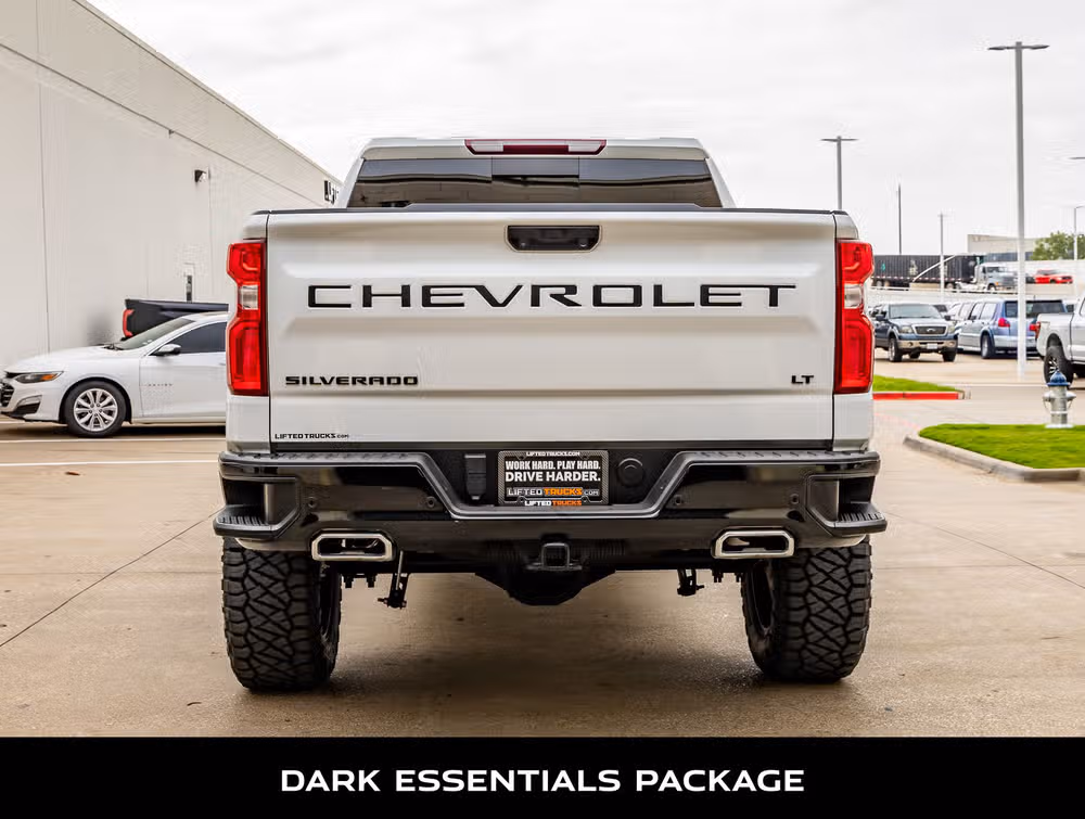 2024 Chevrolet Silverado 1500 LT Trail Boss Crew Cab Image 8