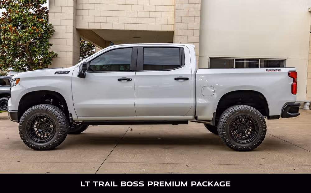 2024 Chevrolet Silverado 1500 LT Trail Boss Crew Cab Image 6