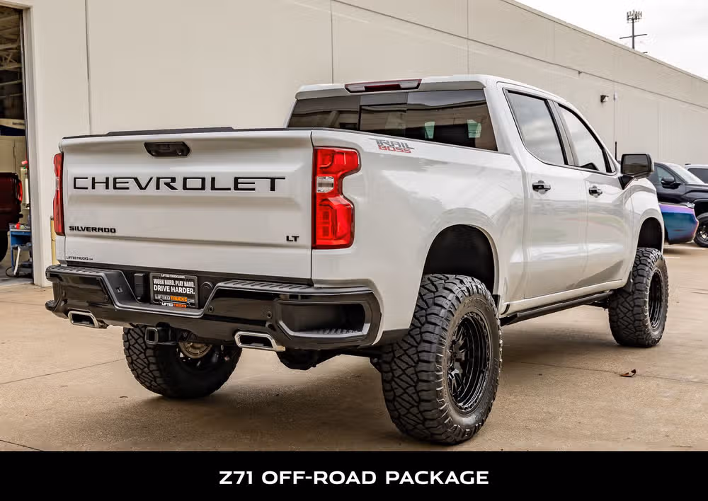 2024 Chevrolet Silverado 1500 LT Trail Boss Crew Cab Image 10
