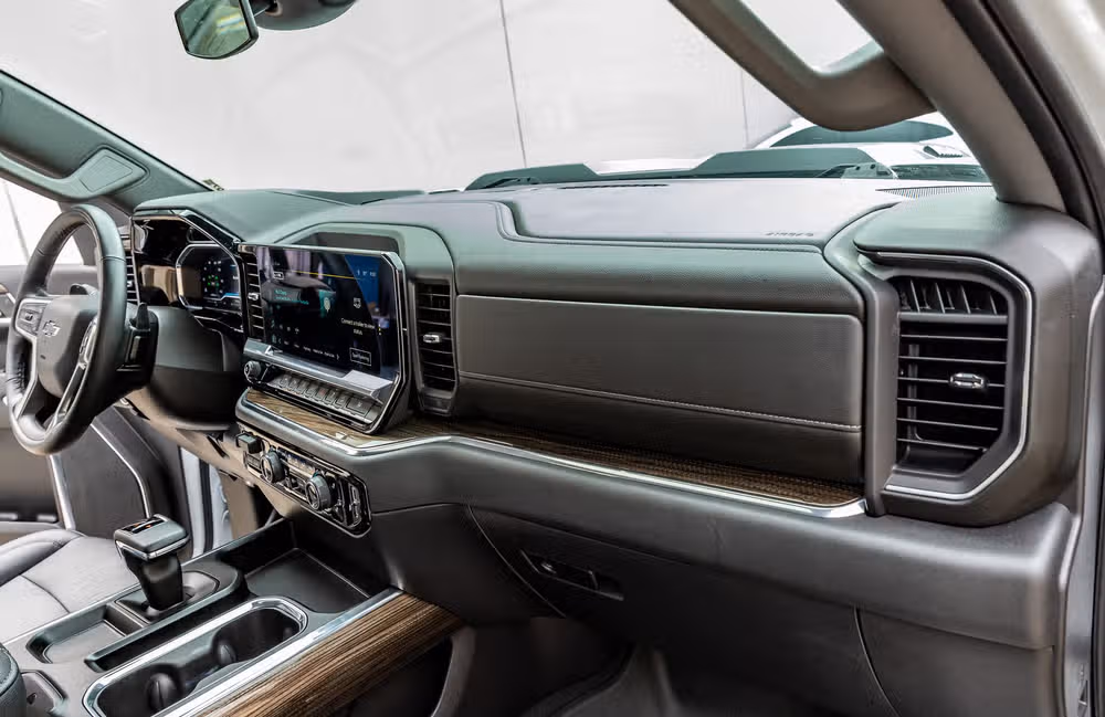 2024 Chevrolet Silverado 1500 LT Trail Boss Crew Cab Image 18