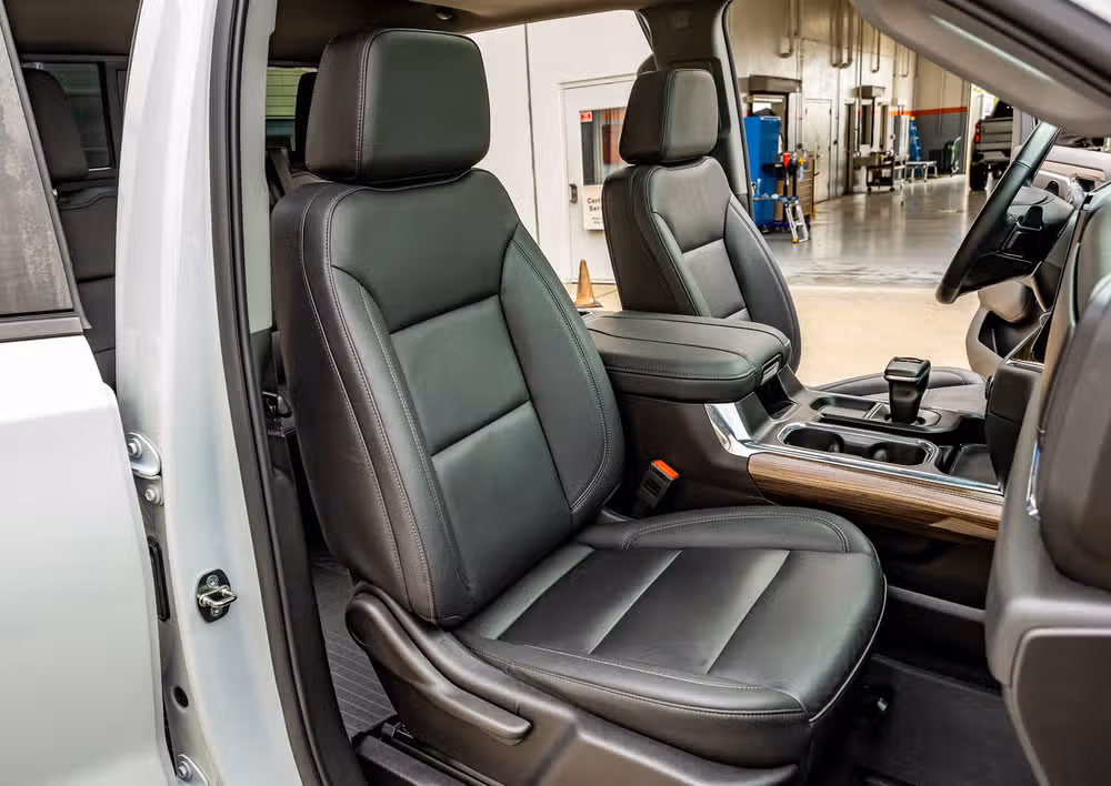 2024 Chevrolet Silverado 1500 LT Trail Boss Crew Cab Image 32