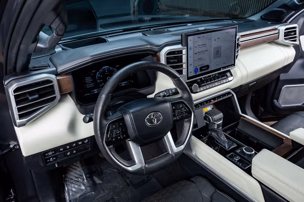 2023 Toyota Sequoia Capstone Image 17