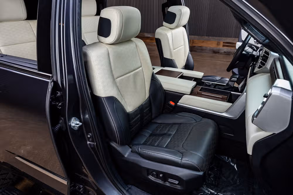 2023 Toyota Sequoia Capstone Image 32