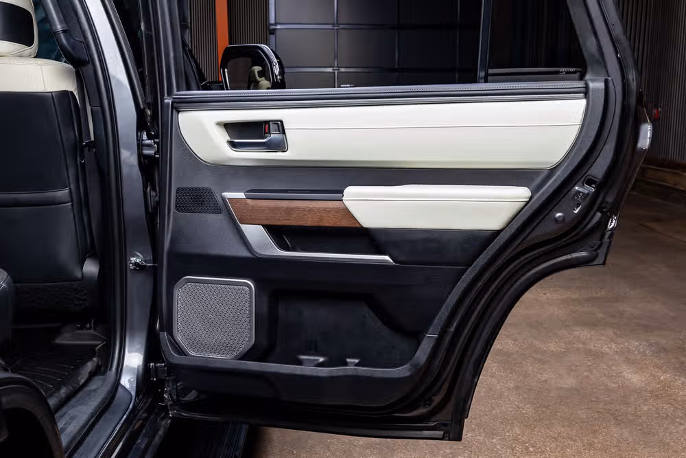 2023 Toyota Sequoia Capstone Image 41