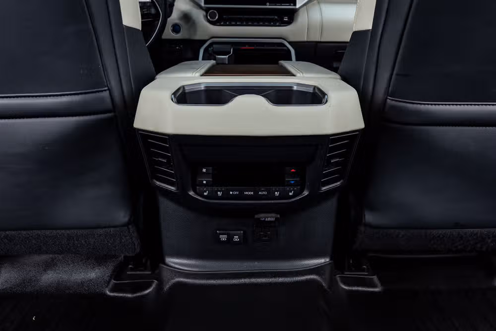 2023 Toyota Sequoia Capstone Image 34