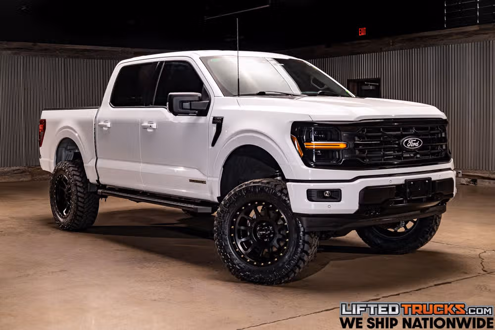 2024 Ford F-150 XLT SuperCrew Image 1