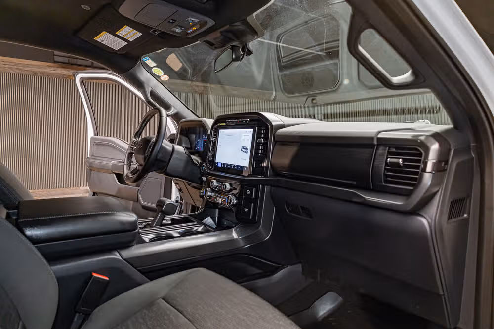 2024 Ford F-150 XLT SuperCrew Image 16