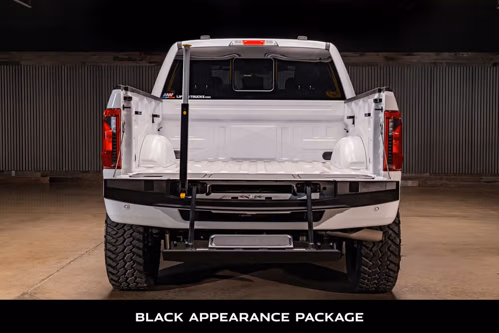 2024 Ford F-150 XLT SuperCrew Image 9