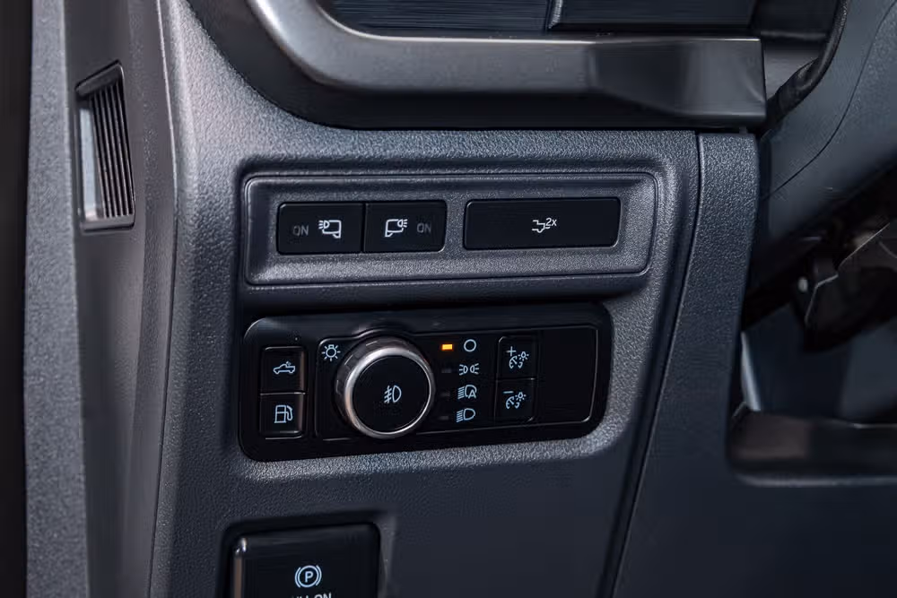 2024 Ford F-150 XLT SuperCrew Image 17