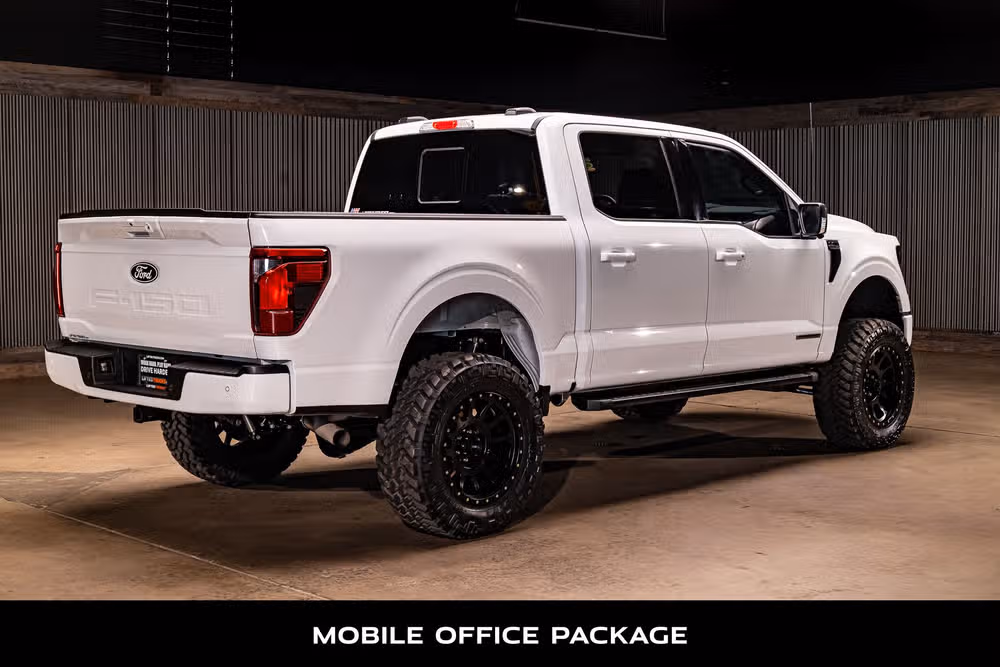 2024 Ford F-150 XLT SuperCrew Image 10