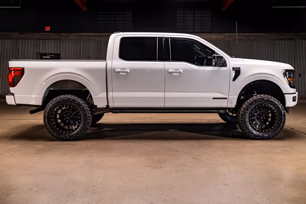 2024 Ford F-150 XLT SuperCrew Image 11