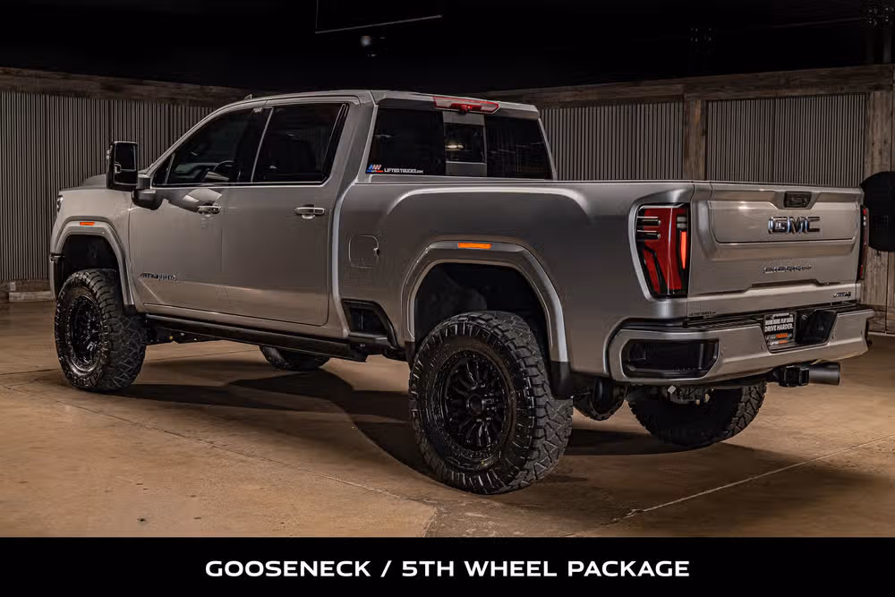 2026 GMC Sierra 2500HD AT4 Crew Cab Image 7