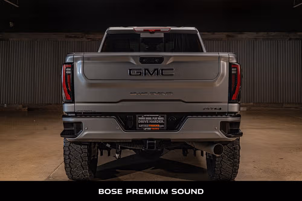 2026 GMC Sierra 2500HD AT4 Crew Cab Image 8