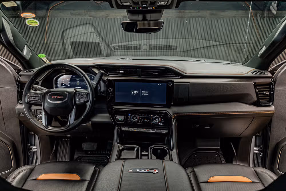 2026 GMC Sierra 2500HD AT4 Crew Cab Image 18