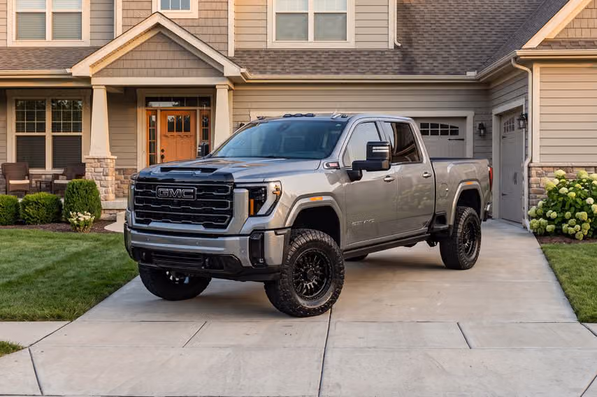 2026 GMC Sierra 2500HD AT4 Crew Cab Image 36