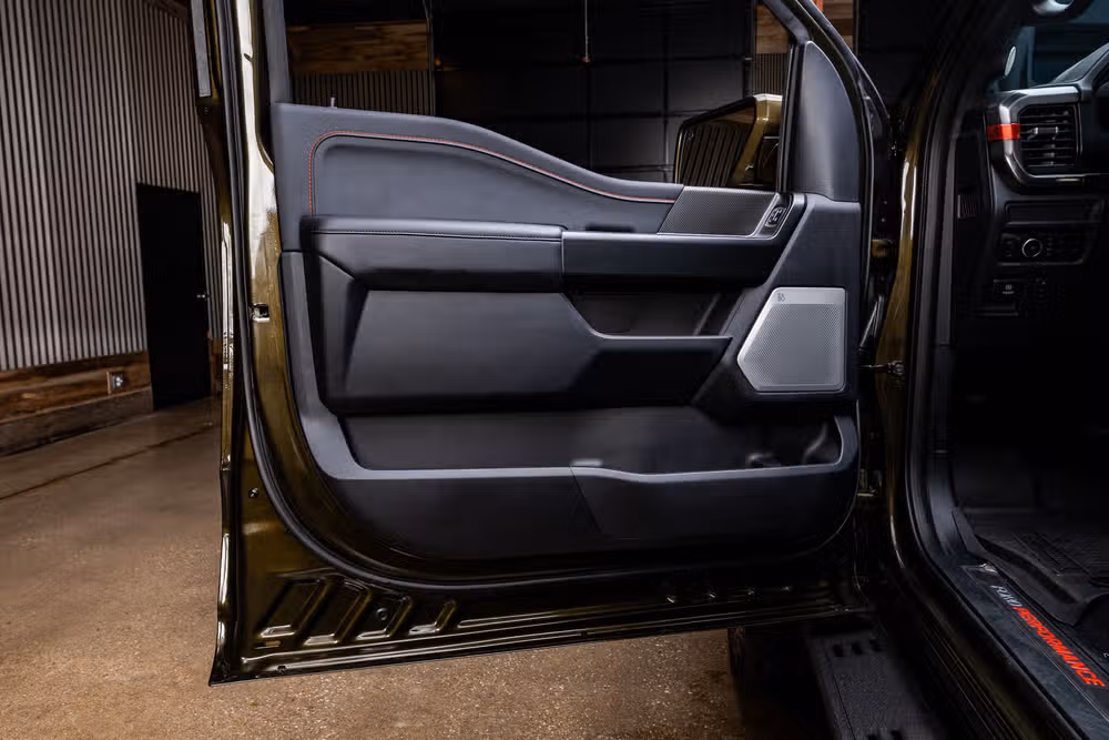 2026 Ford F-150 Raptor SuperCrew Image 38