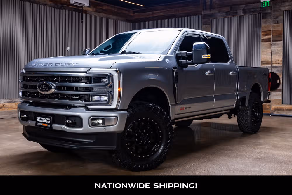2024 Ford F-250 Super Duty Platinum Crew Cab Image 4