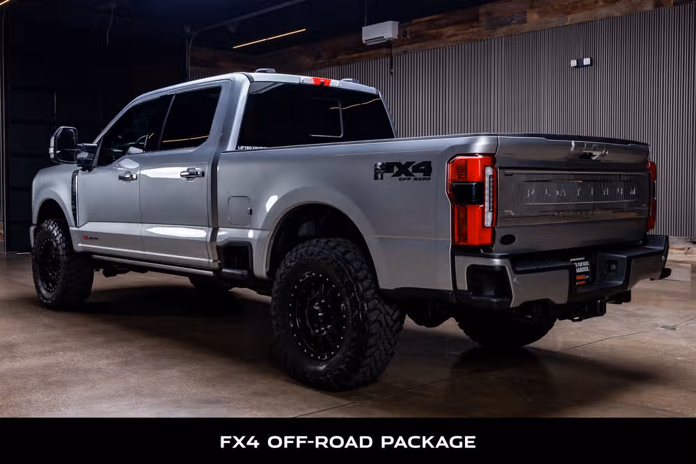 2024 Ford F-250 Super Duty Platinum Crew Cab Image 6