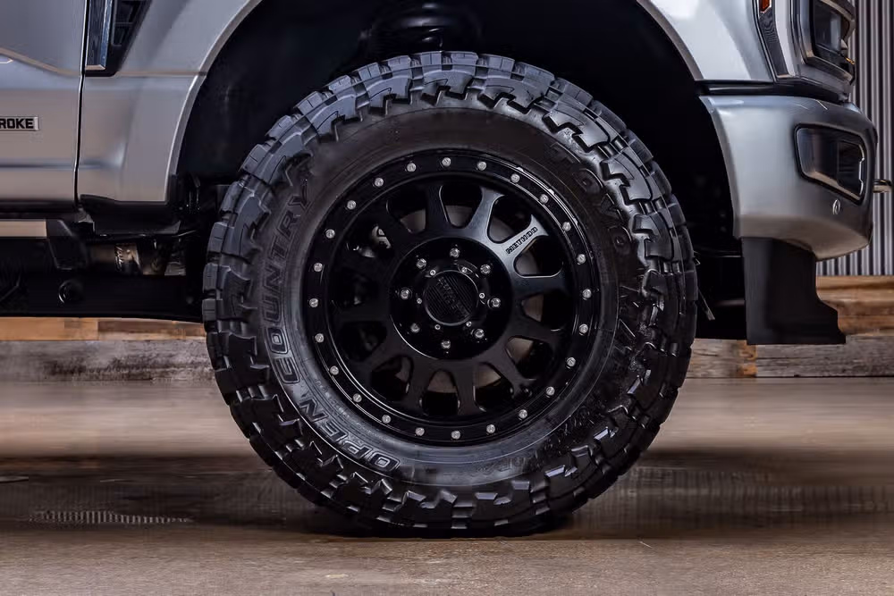 2024 Ford F-250 Super Duty Platinum Crew Cab Image 11