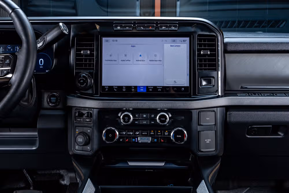 2024 Ford F-250 Super Duty Platinum Crew Cab Image 24