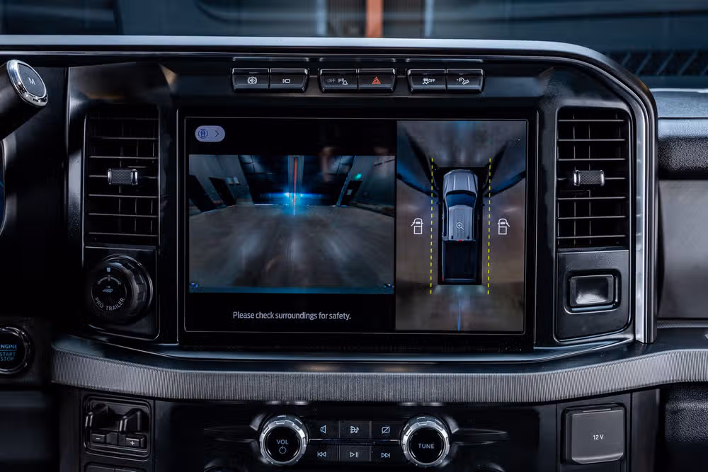 2024 Ford F-250 Super Duty Platinum Crew Cab Image 26