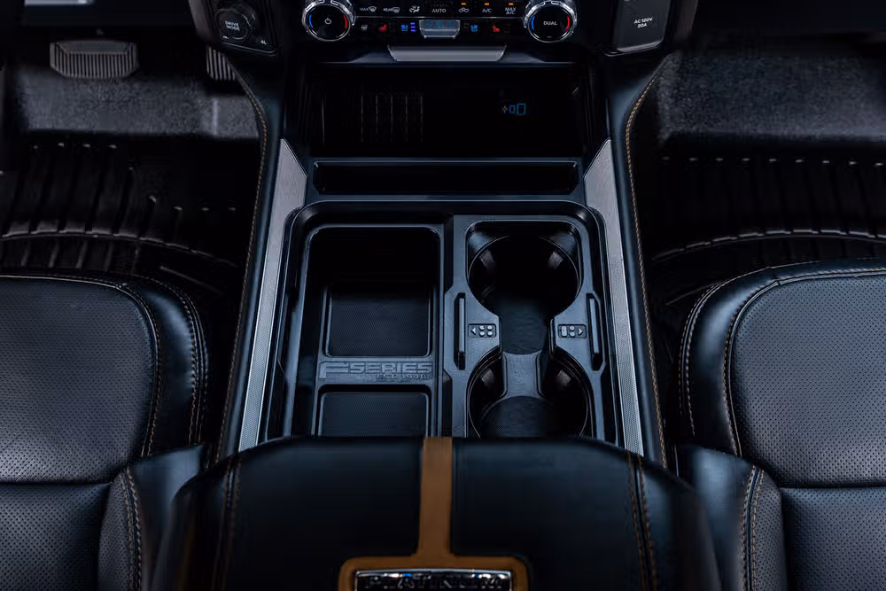 2024 Ford F-250 Super Duty Platinum Crew Cab Image 28