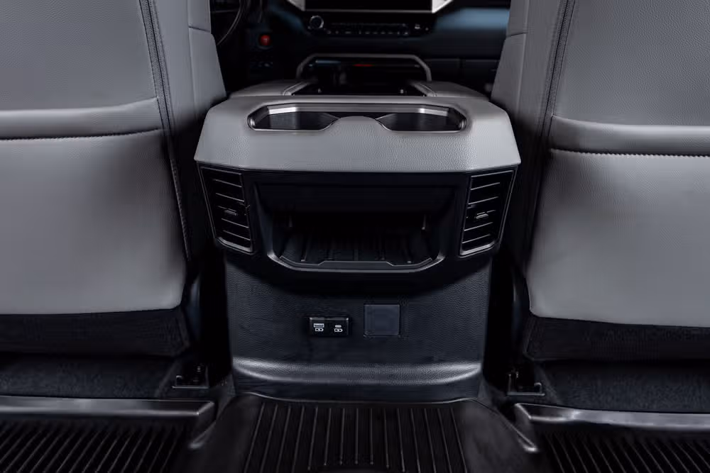 2025 Toyota Tundra Limited CrewMax Image 33
