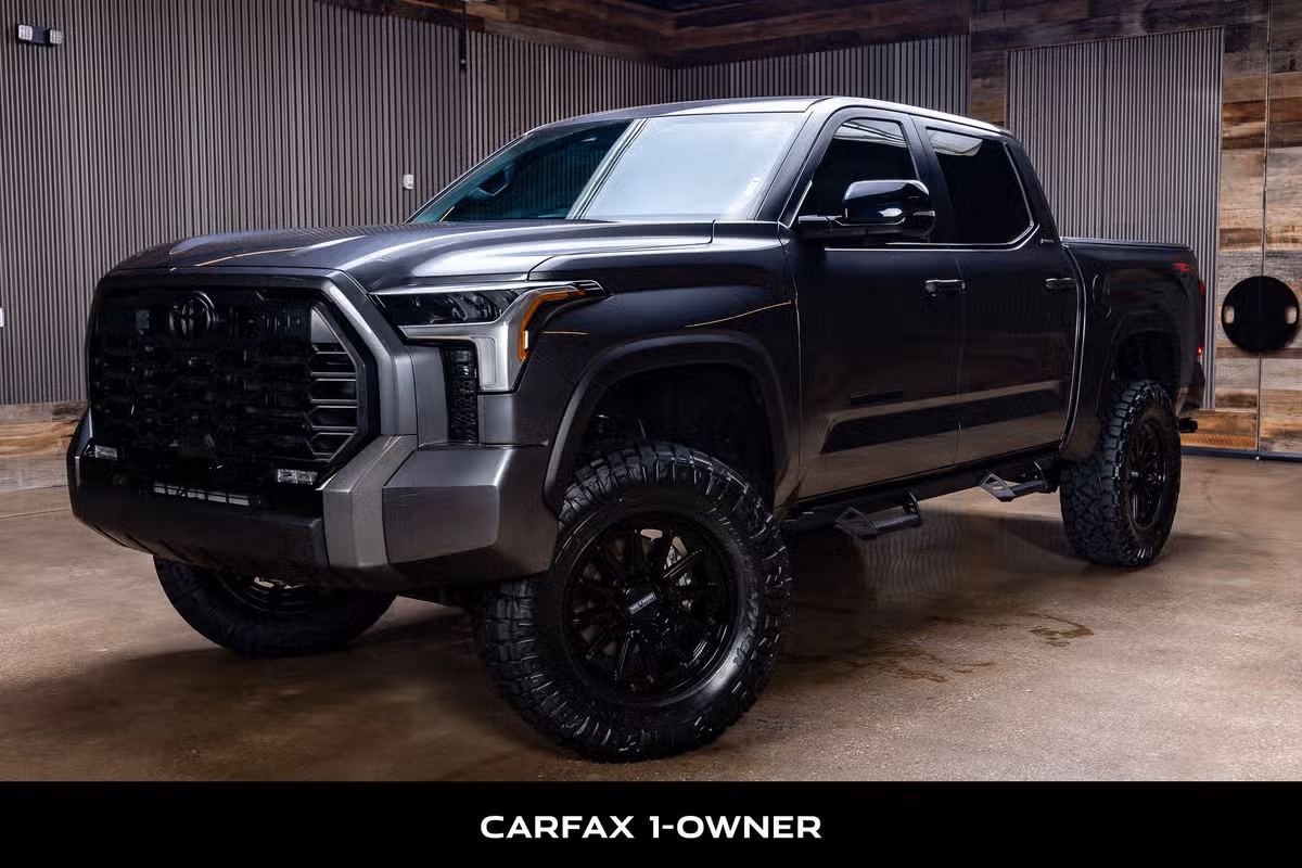 2025 Toyota Tundra Limited CrewMax