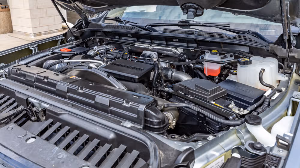 2025 GMC Sierra 2500HD AT4 Crew Cab Image 39