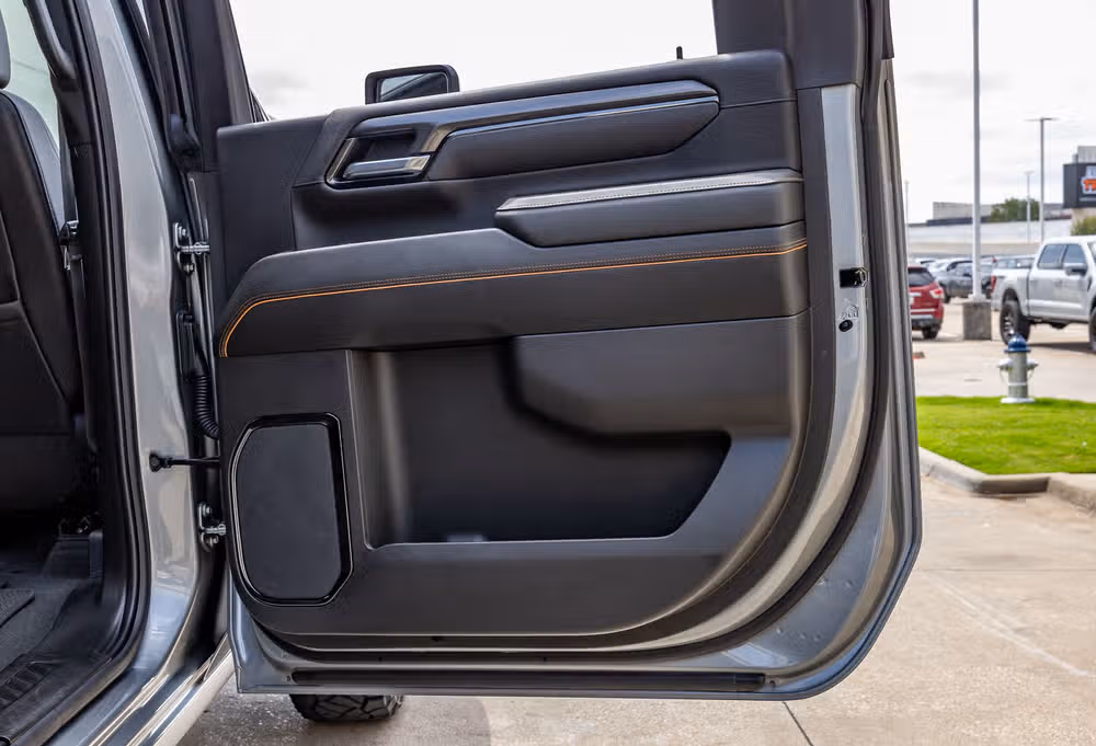 2025 GMC Sierra 2500HD AT4 Crew Cab Image 38